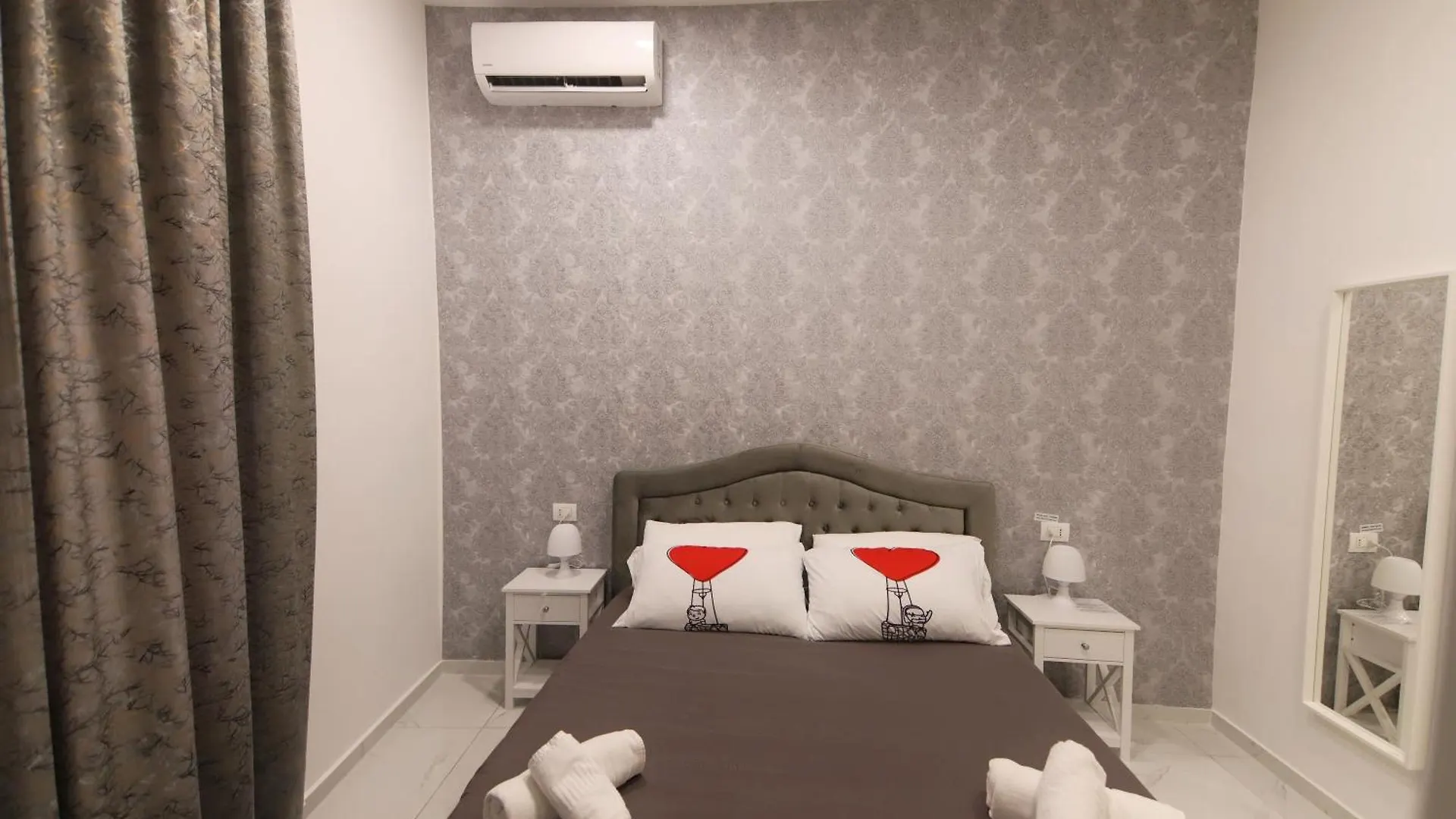 B&B Amore Naples Couette-café